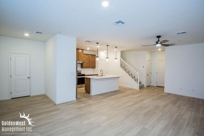 Photo - Newly built 3Bdm 2.5Ba Townhome in Summerlin!