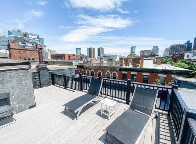 Photo - 88 West Cedar St