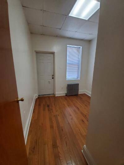 Photo - 34-39 9th St