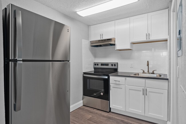 Studio Kitchen