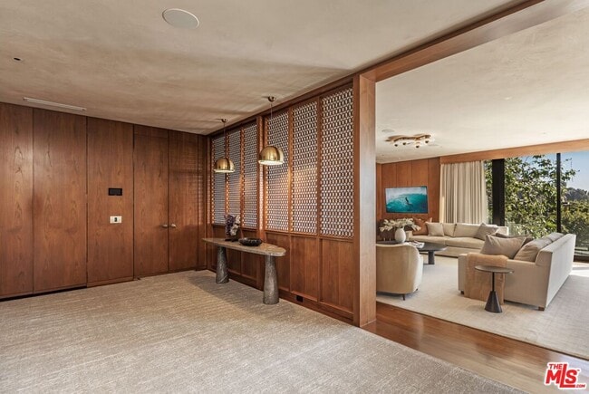 Photo - 400 Toyopa Dr