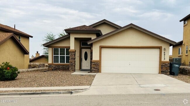 Building Photo - 6913 Cactus Thrush Drive Rental