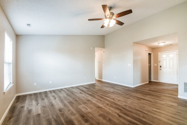 Photo - 17722 Sanibel Cir