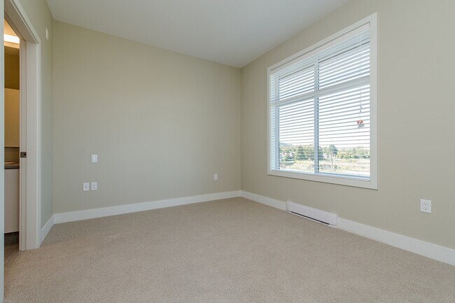 Photo - 44565-44565 Vandell Dr