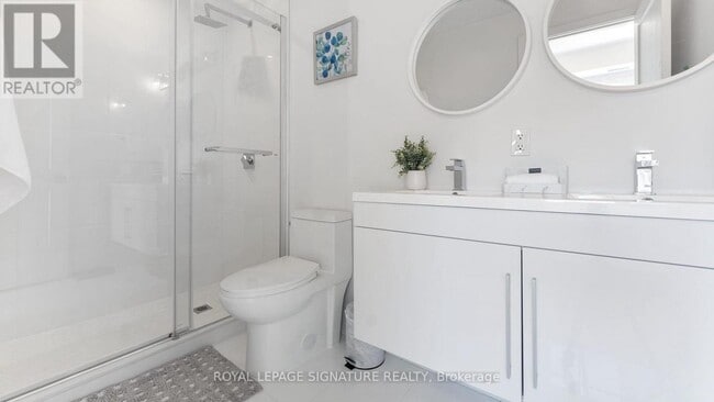 Photo - 6065 McLeod Rd