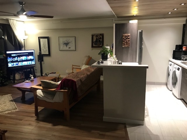 Kitchen and living room - 2333 Kapiolani Blvd Unit 2610
