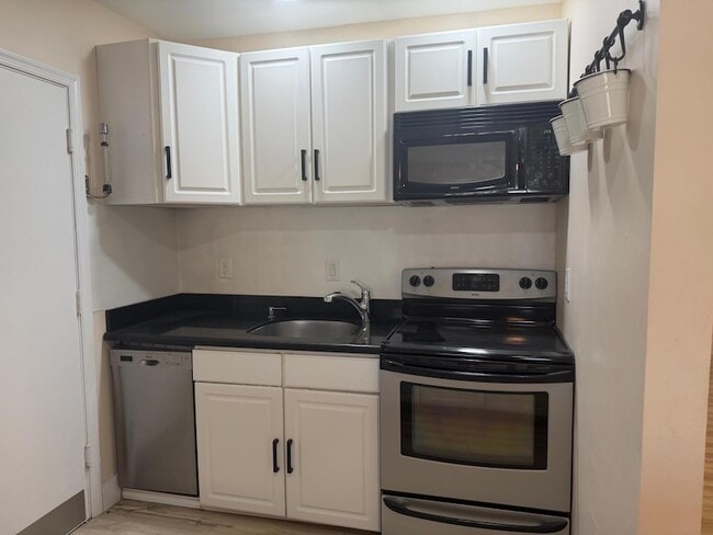 Photo - 2230 NE 56th Pl Unit 209