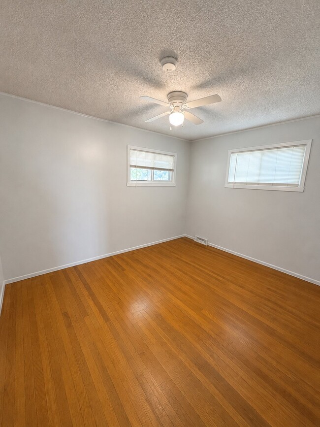Photo - 360 W 4800 S