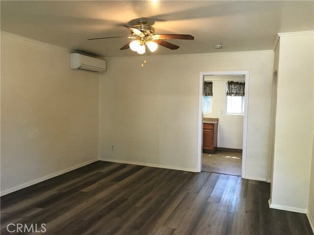 Photo - 360 6th St