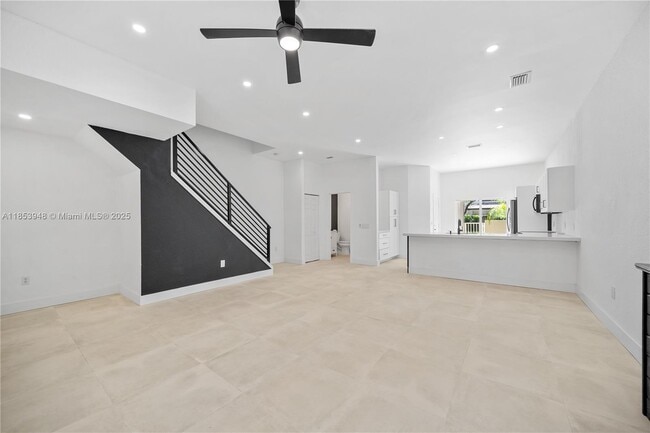 Building Photo - 2414 SE 21st St Rental