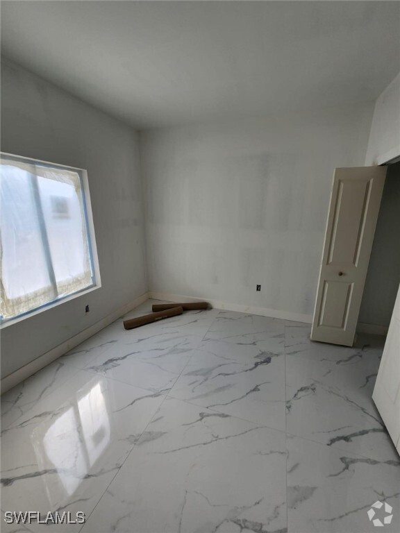 Building Photo - 128 Bell Blvd Rental