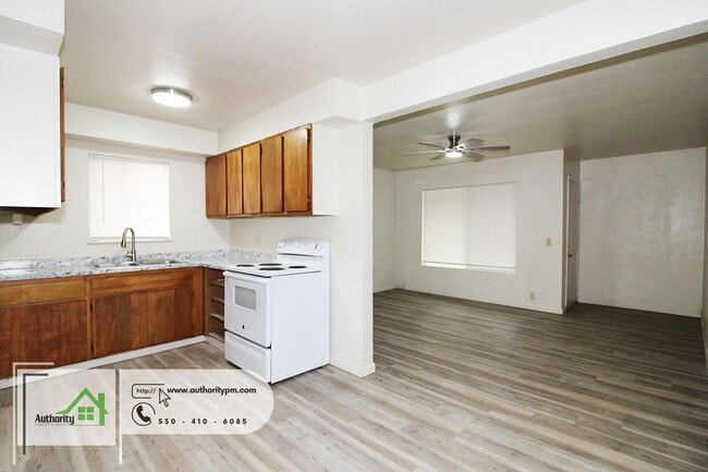 Photo - 3120 Pioneer Ln