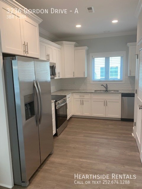 Photo - 3236 Gordon Dr Unit A