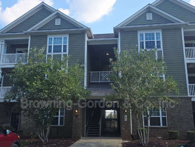 Building Photo - 8601 Peckham Ln Unit #7