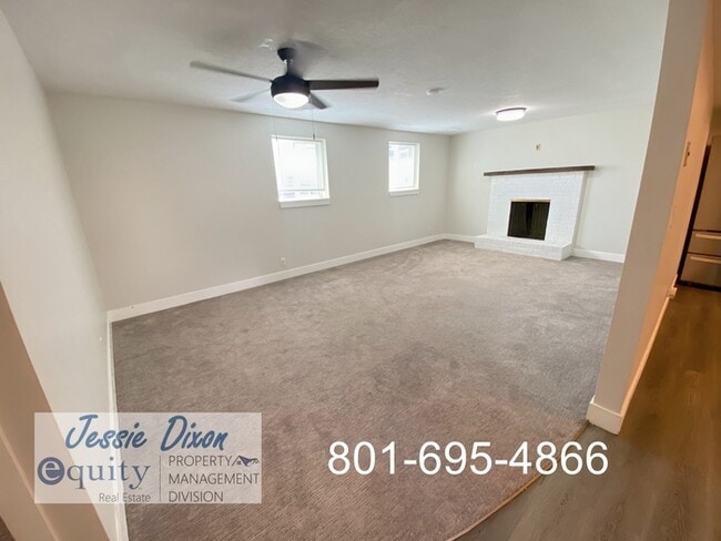 Photo - 792 Shepard Ln