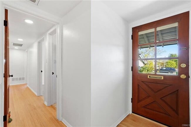 Photo - 9207 Whitaker Ave