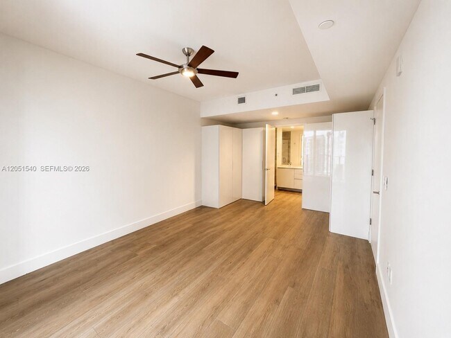 Photo - 1010 Brickell Ave Unit 3309