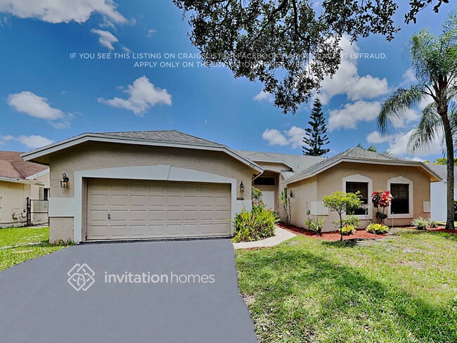 Building Photo - 5112 NW 49th Ave Rental