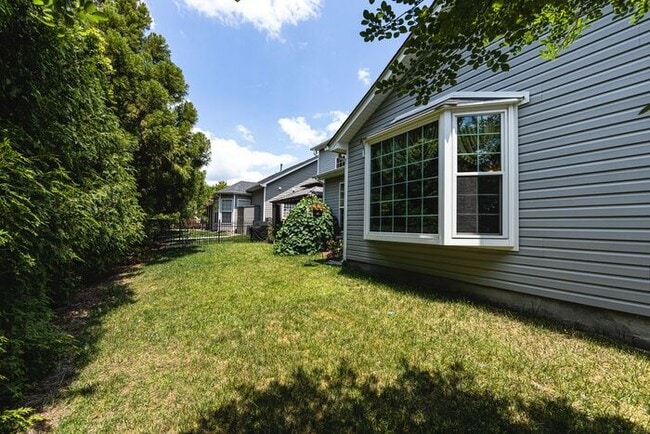 Photo - Elegant 4-bedroom Home in Desirable Callonwood Neighborhood in Matthews, NC