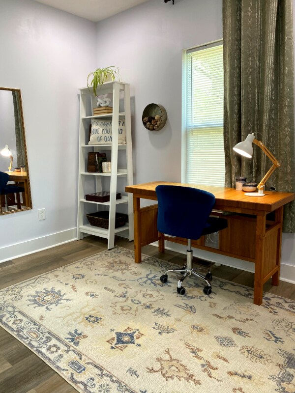 Photo - 809 W 40th St