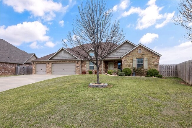 Photo - 1221 Stoneybrook Ln