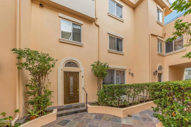 Photo - 4732 Radford Ave Casa Adosada