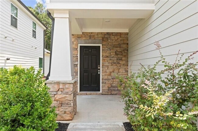Photo - 334 Wells Cir