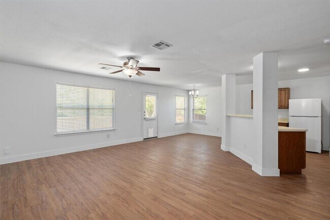 Photo - 1015 Glen Meadow Cove