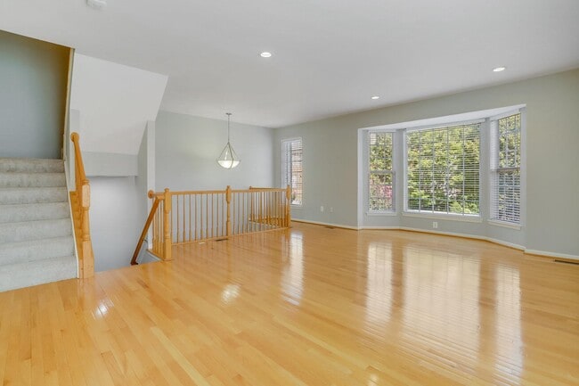Photo - 6522 Trask Terrace
