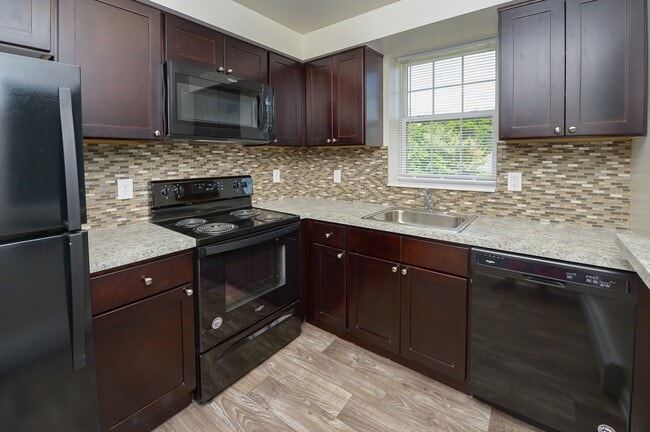 Woodacres Apartment Homes