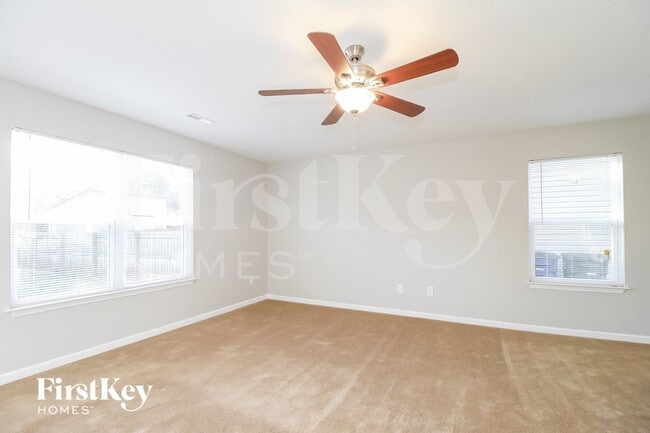 Photo - 4360 Oak Pointe Dr