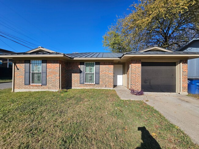 Building Photo - Coming soon