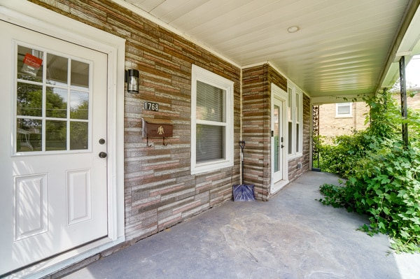 Photo - 1768 Williams Ave