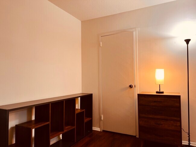 Photo - 1 E University Pky Unit 1211