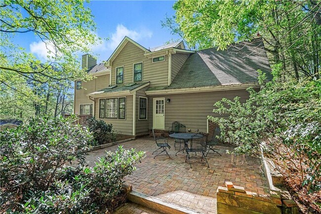 Photo - 1527 Ridgewood Dr SW