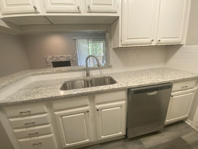 Photo - 1310 Harwell Dr Unit 4721