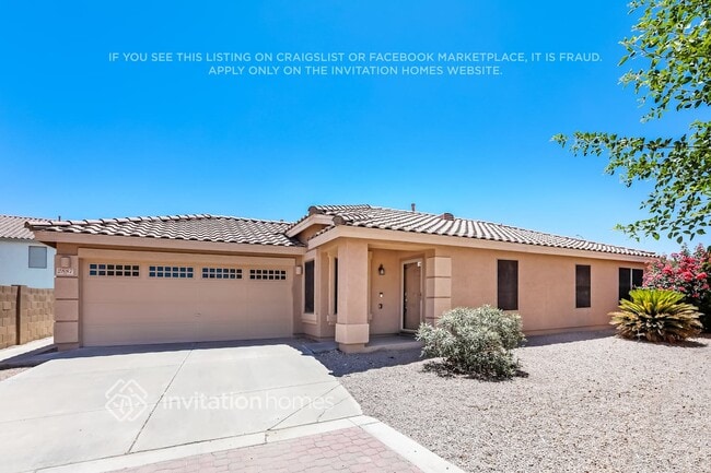 Building Photo - 2887 E Cherry Hills Dr