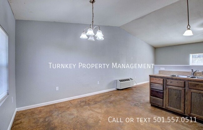 Photo - 1426 Stanley St Unit A