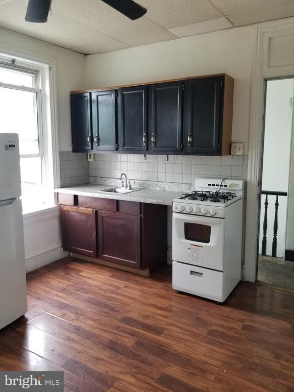 Photo - 336 N 6th St