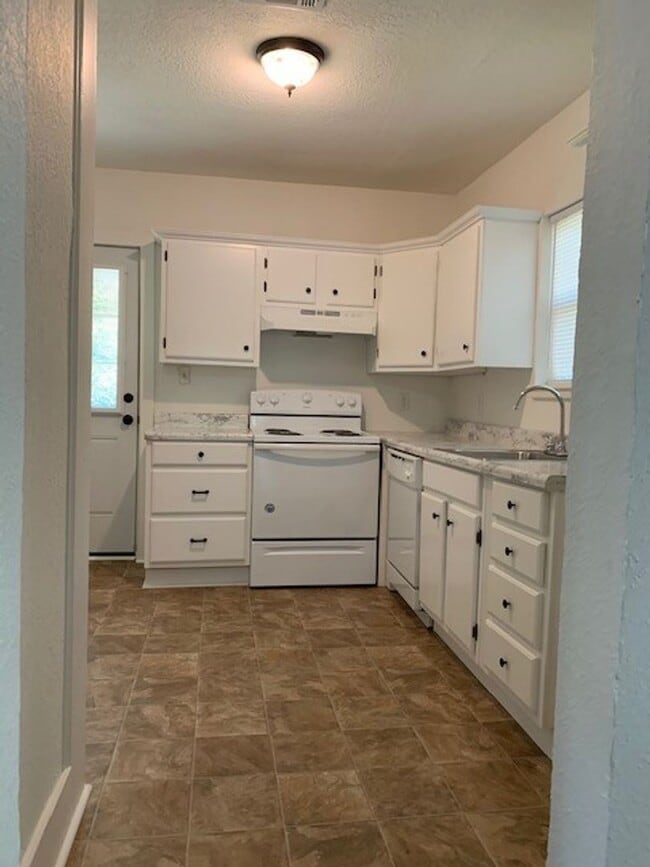 Photo - 1715 Division-***COMING SOON***