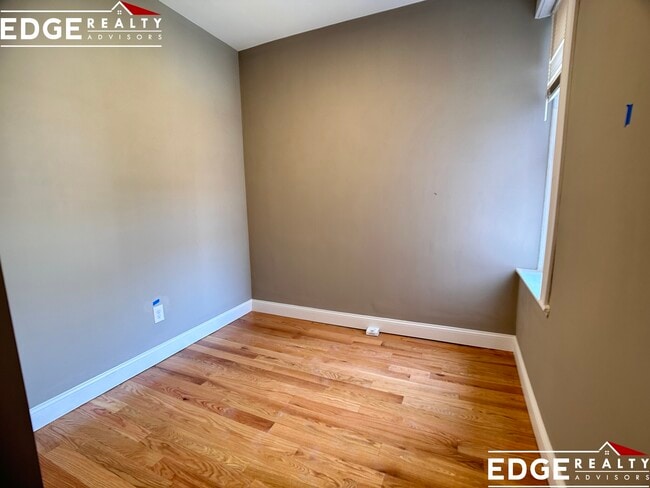 Photo - 27 Orkney Rd Unit 1