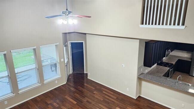 Photo - 26939 Glacier Creek Dr