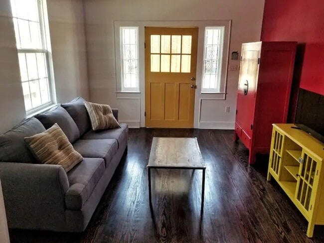 Building Photo - 2538 Lavender St Rental