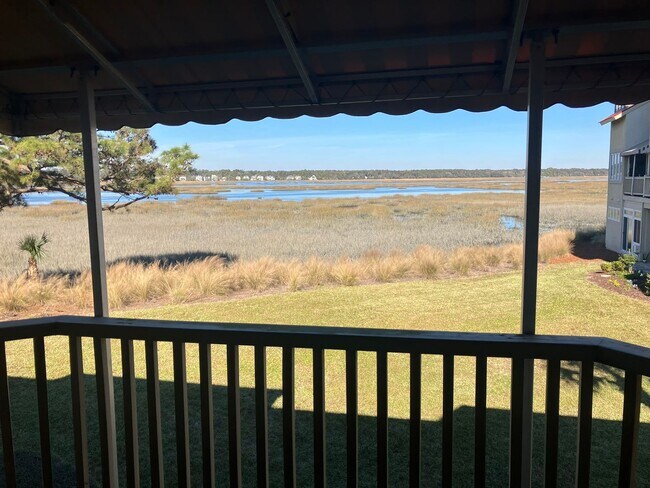 5 Newport Dr