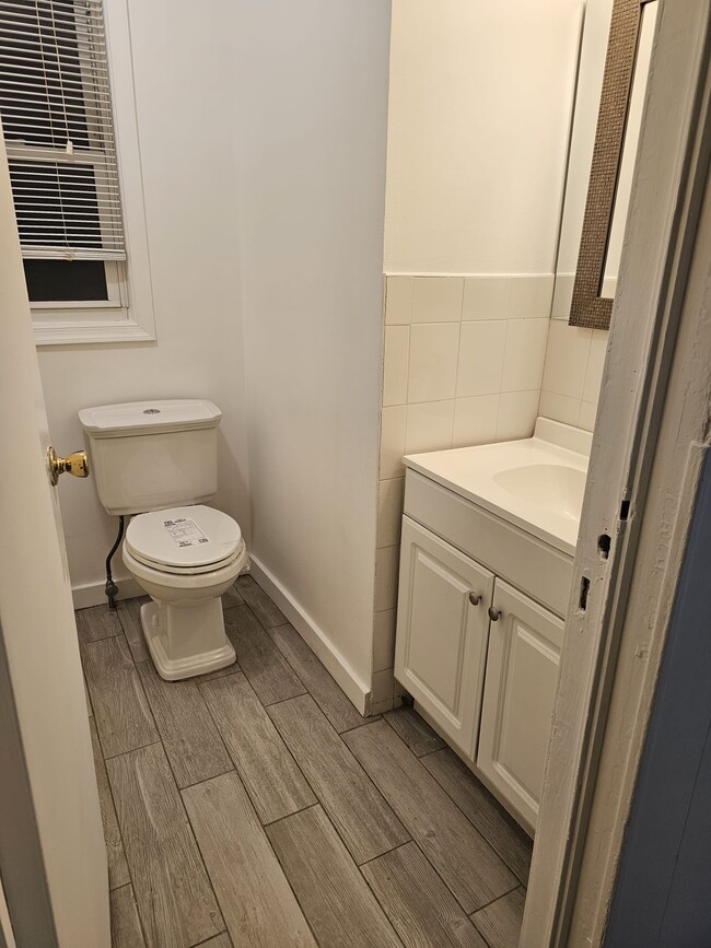 Photo - 176 Dubois Ave