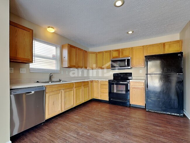 Photo - 930 W Jameson Ct