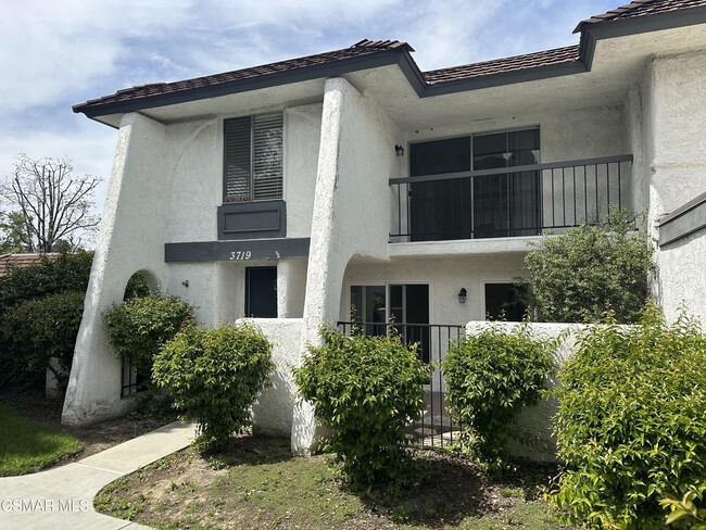 Building Photo - 3719 Summershore Ln