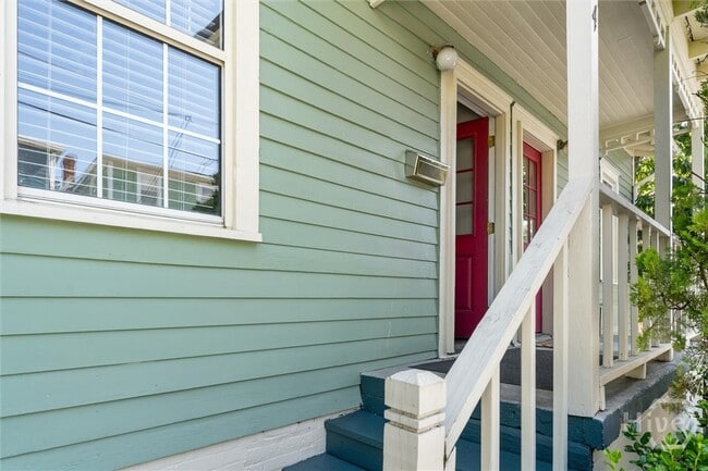 Photo - 534 E Gordon Ln