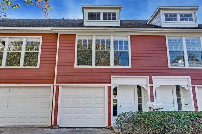 Photo - 1405 Castle Ct Unidad A Rental