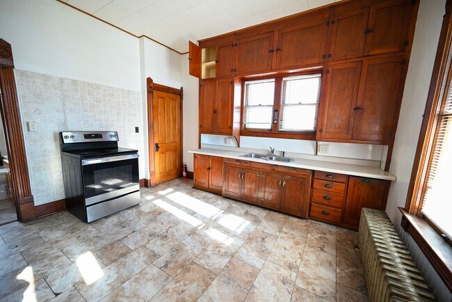 Photo - 1830 Superior Ave - Duplex Unit 1830